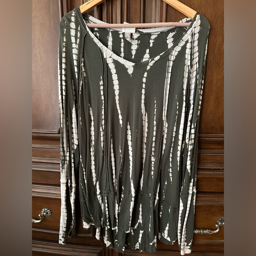 Long sleeve boho top